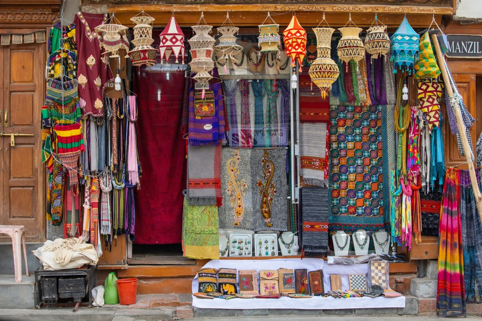 Shopping in Kashmir: A Treasure Trove